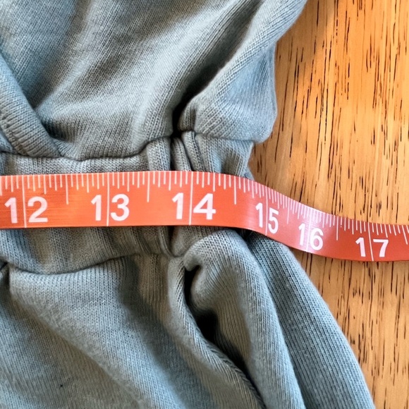 Cbrand Women’s Short Sleeved CrossOver  Teal Jumpsuit with Pockets Size M - Picture 7 of 11